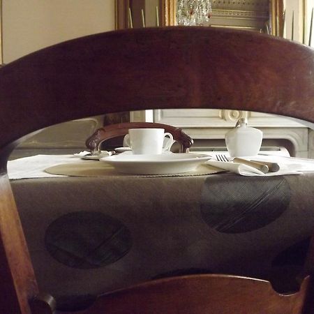 B&B Maison Az Saint-Gilles Экстерьер фото