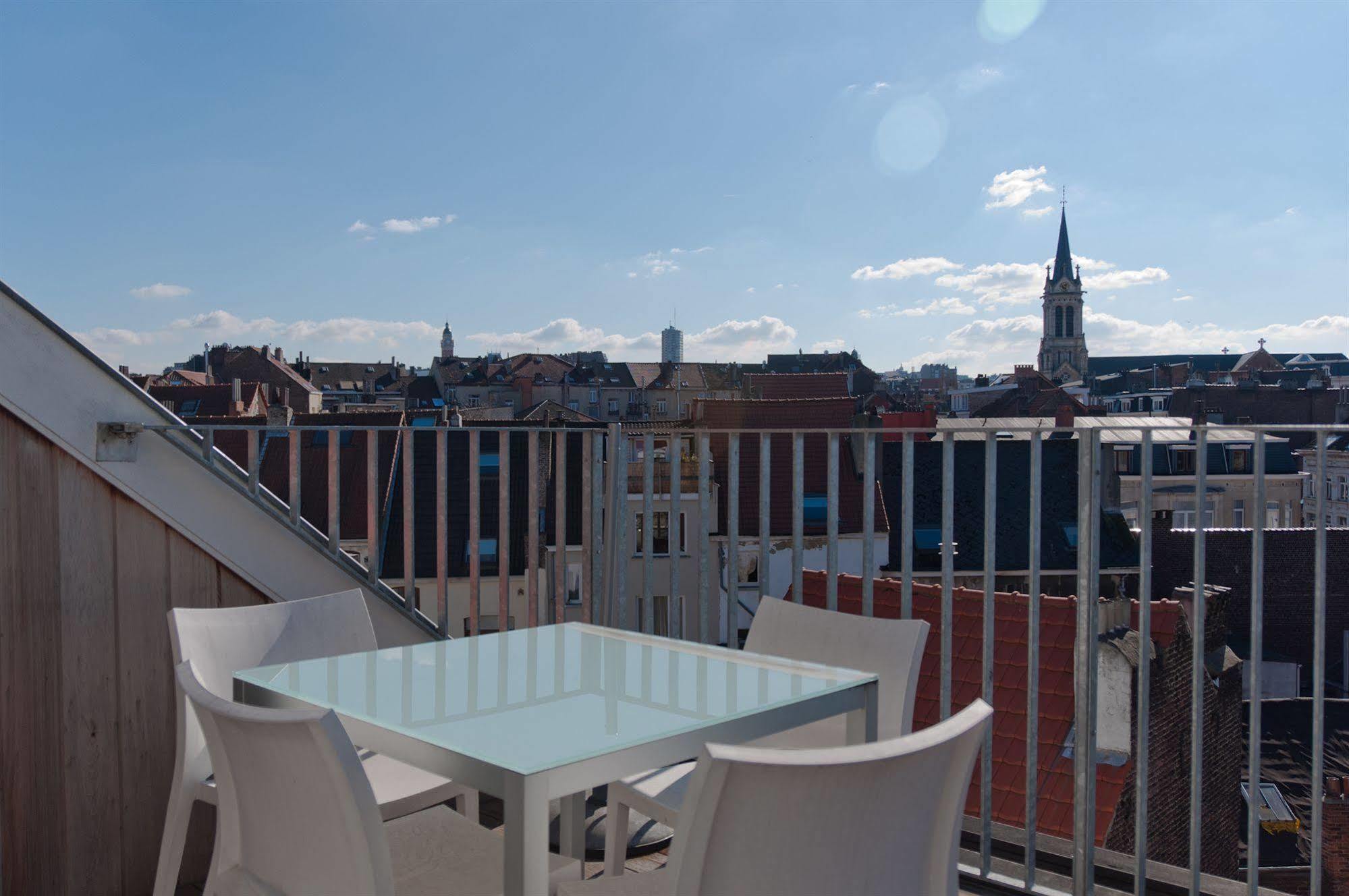 B&B Maison Az Saint-Gilles Экстерьер фото