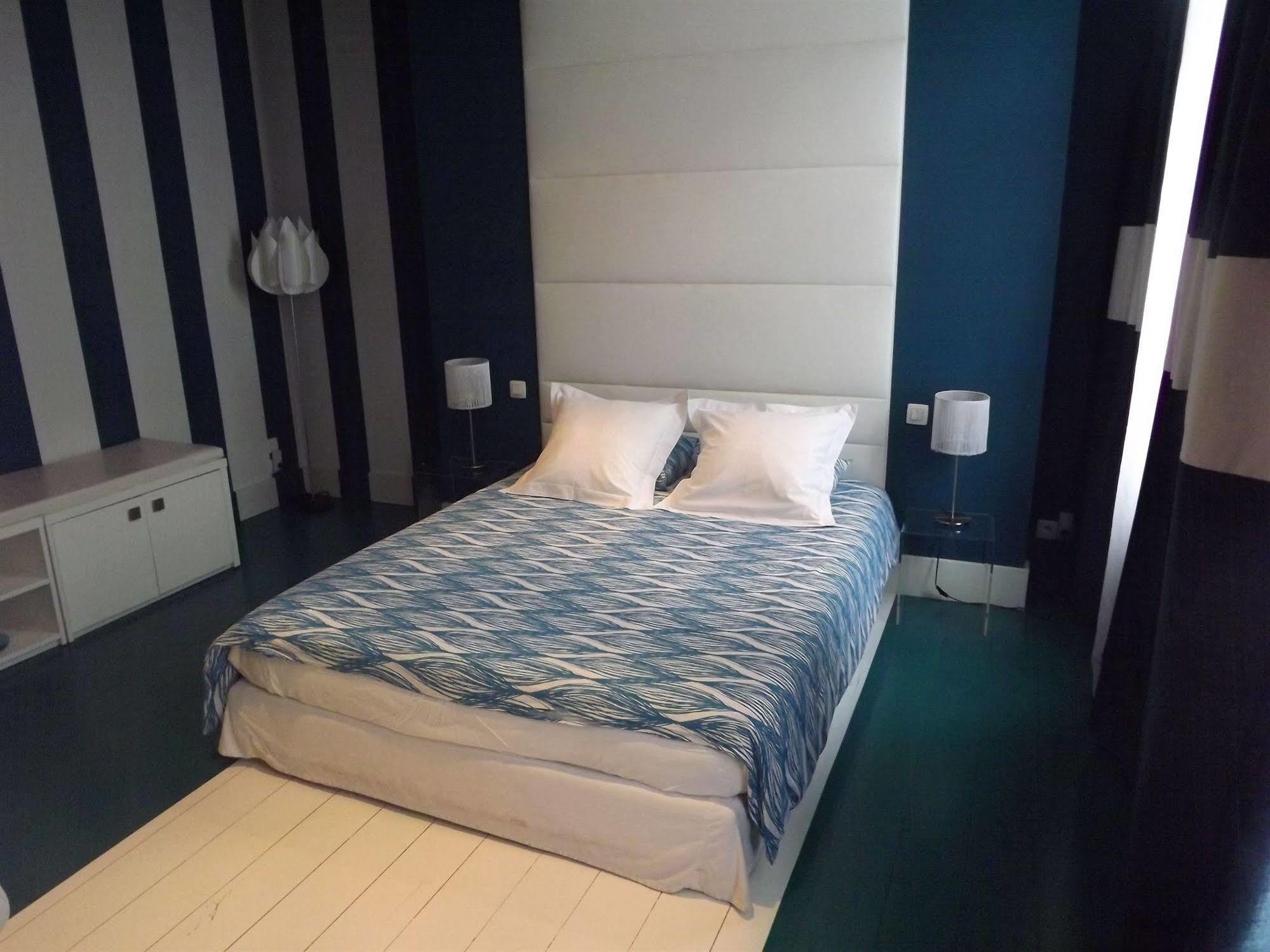 B&B Maison Az Saint-Gilles Экстерьер фото