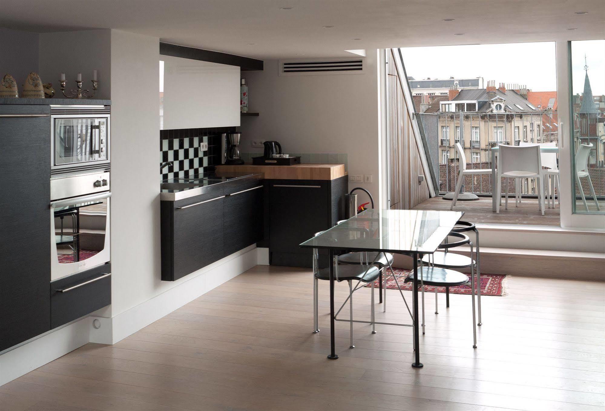 B&B Maison Az Saint-Gilles Экстерьер фото